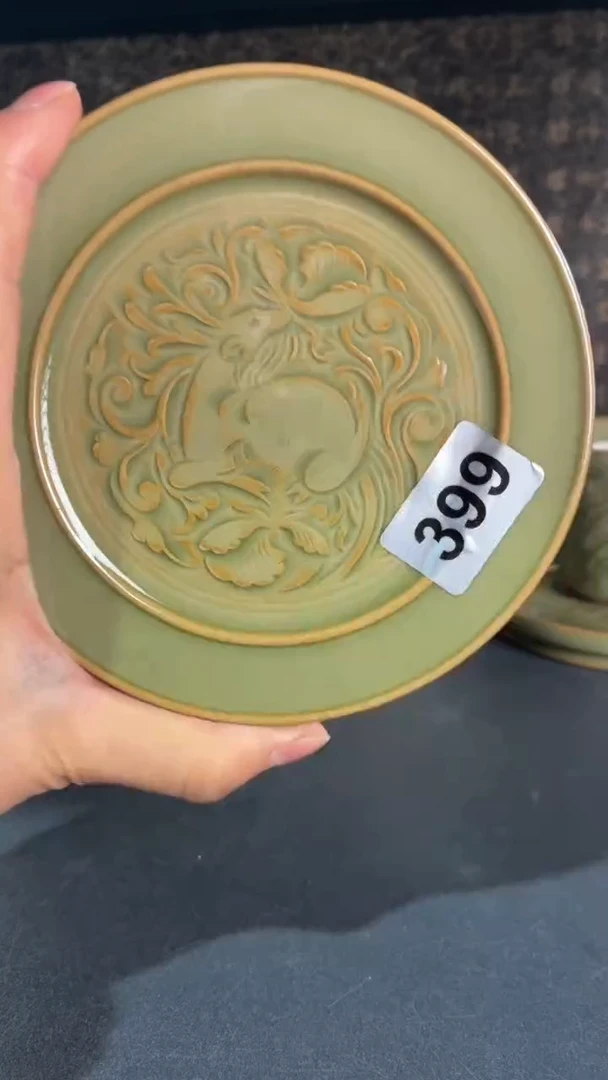 耀州窑仰山鹿纹壶承399