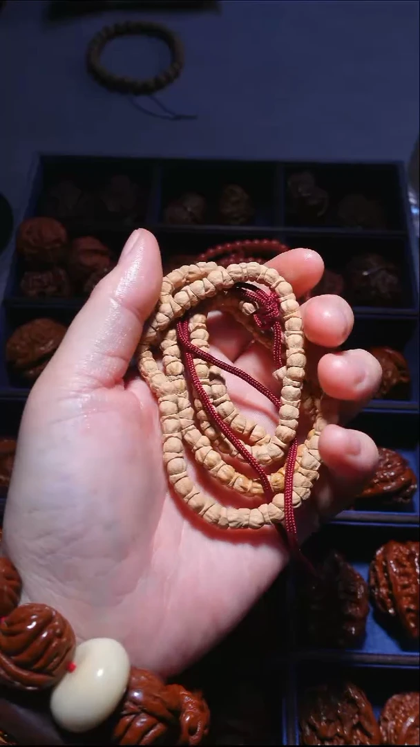 手串柏香籽/百香籽红绳6+斜切百香脖挂