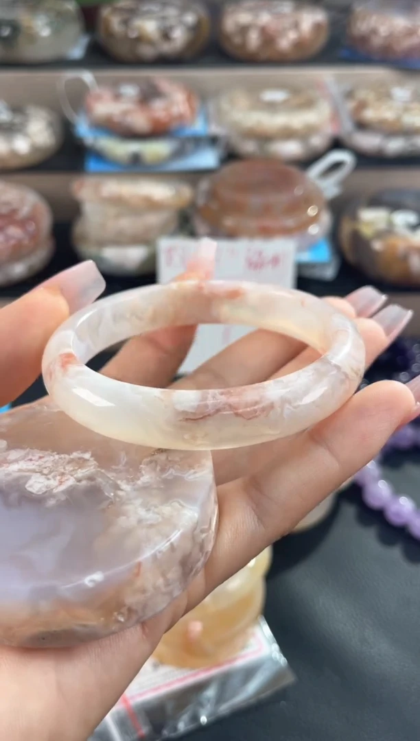 未镶嵌手镯石英质玉59
