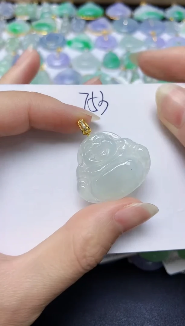 翡翠未镶嵌颈饰 天然缅甸翡翠A货