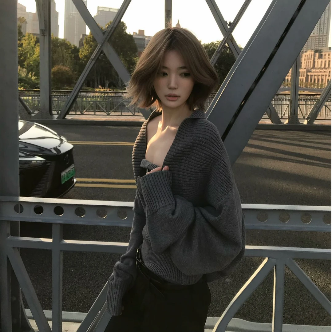 气质洋气休闲百搭设计感外穿上衣开衫性感辣妹抹胸百搭裤子三件套