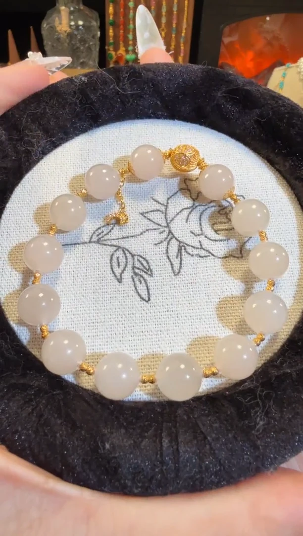 18K金镶嵌手链和田玉全金藕粉