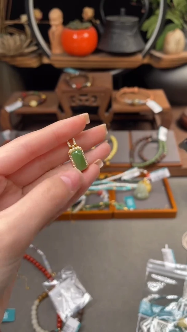 【闪购商品】和田玉手饰未镶嵌@@I021D015625