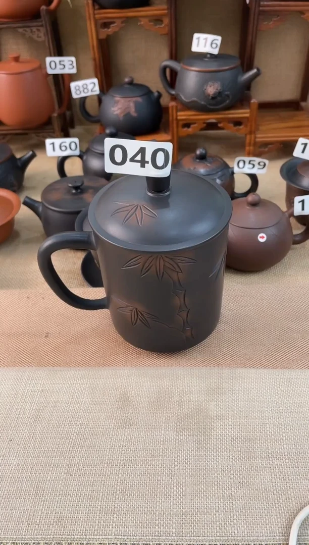 斌*亮  建水紫陶办公杯/A040