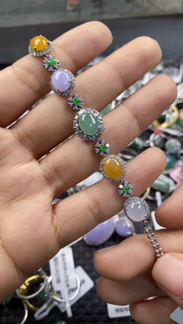 银S925镶嵌戒指翡翠333      81