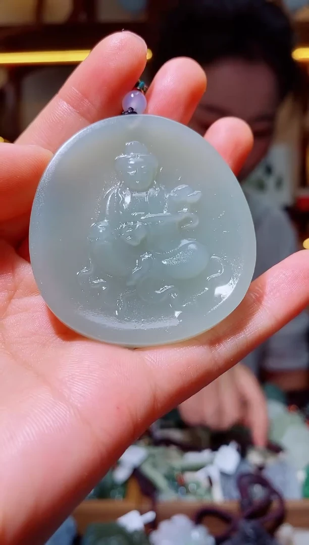 颈饰未镶嵌和田玉1