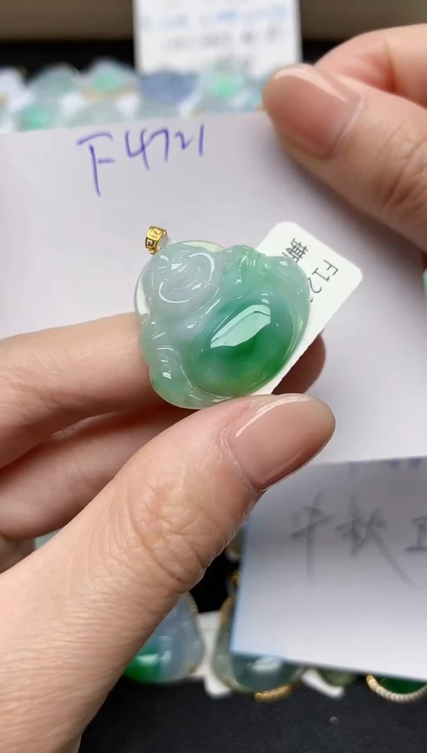 颈饰18K金镶嵌翡翠天然缅甸A货翡翠百元以上9元证书费自理