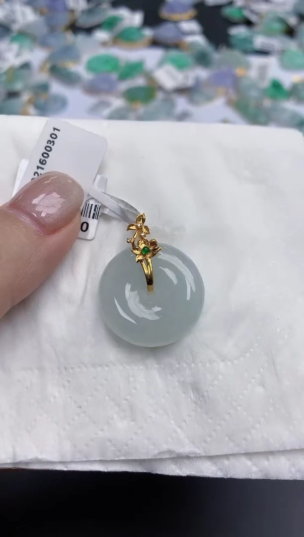 【闪购商品】翡翠颈饰18K金镶嵌天然缅甸翡翠A货