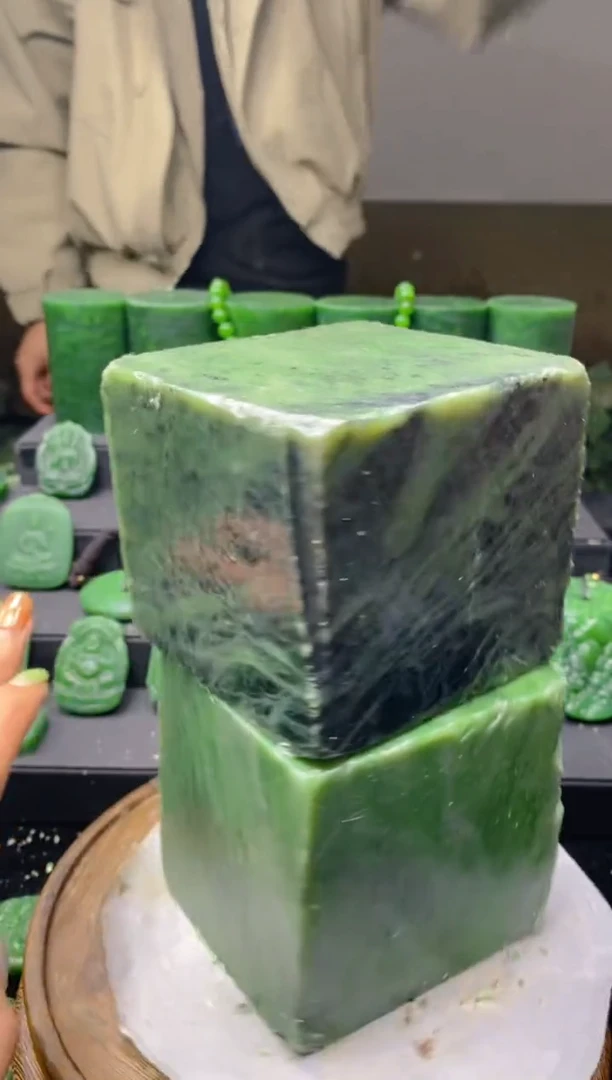 未镶嵌和田玉珠宝半成品1