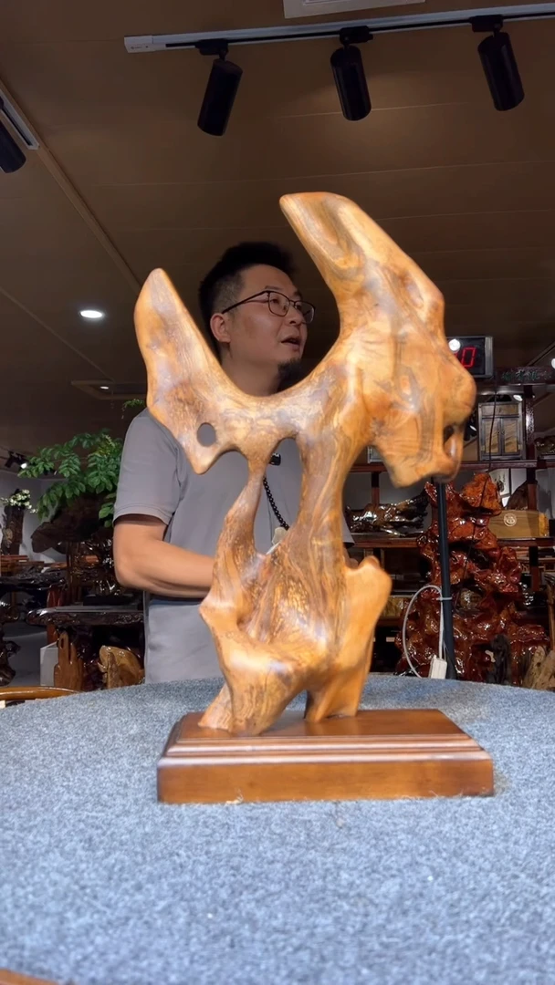 楠木一**民金丝楠木小叶桢楠