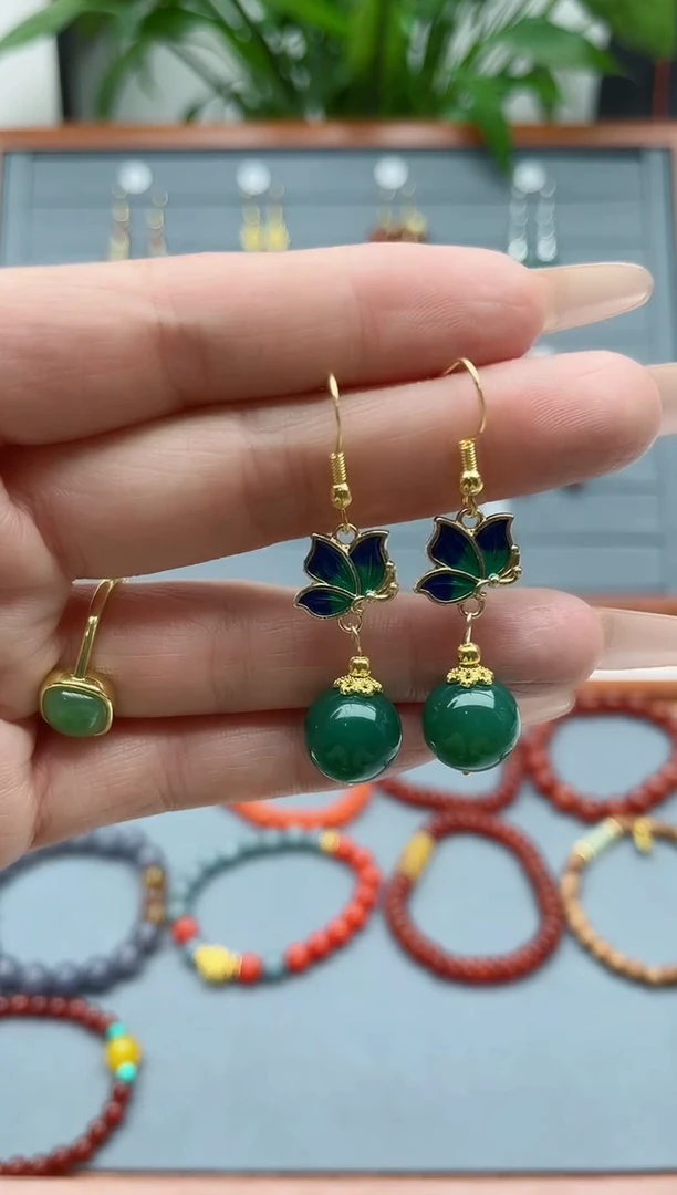 【闪购商品】玛瑙/玉髓耳饰银S925镀金镶嵌8822绿蝴蝶