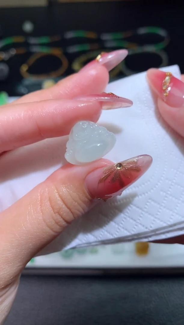 定制翡翠未镶嵌佛公