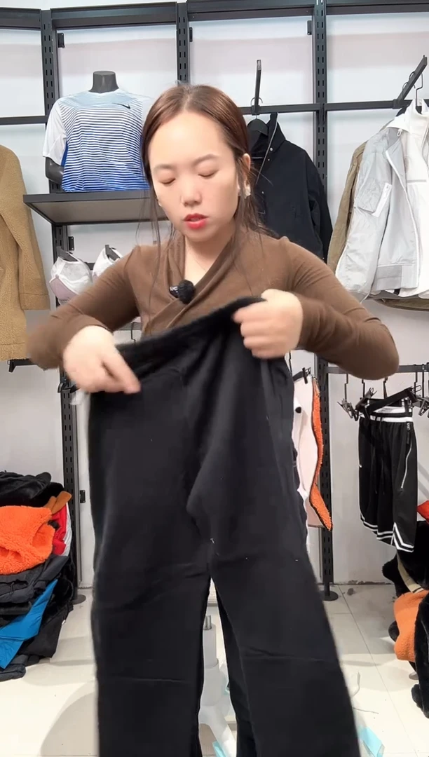 2352  编码  瑕疵直播间过款为准 尺码