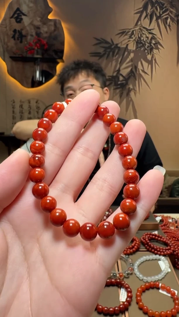 未镶嵌原矿手串南红玛瑙一条7mm+ 多样性发货