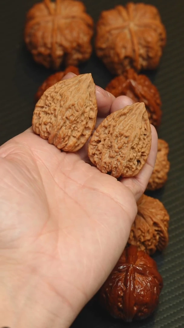 吊坠文玩核桃35 塔尖全品