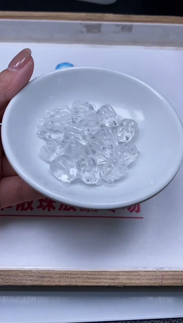 散珠未镶嵌水晶M334 白水晶 九尾狐1个9.9元