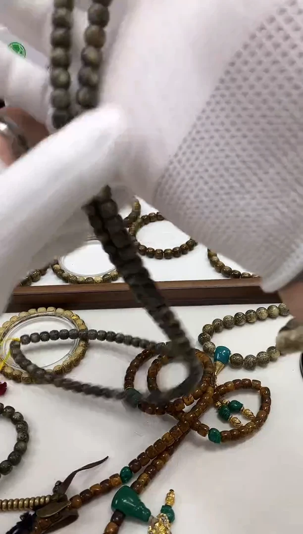 【闪购商品】星月菩提手串136 帝王绿108脖挂8*7mm