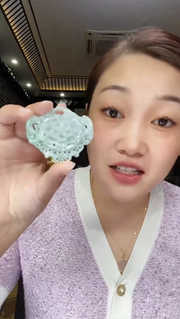 翡翠未镶嵌颈饰LL翡翠吊坠26-02