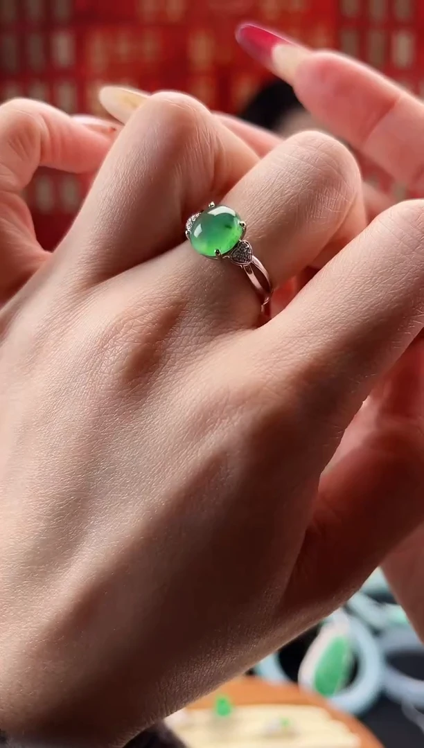 【闪购商品】翡翠戒指18K金镶嵌戒指