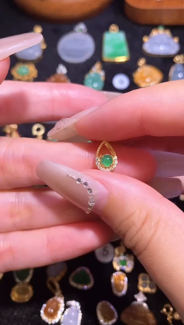 颈饰银S925镶嵌翡翠天然a货翡翠