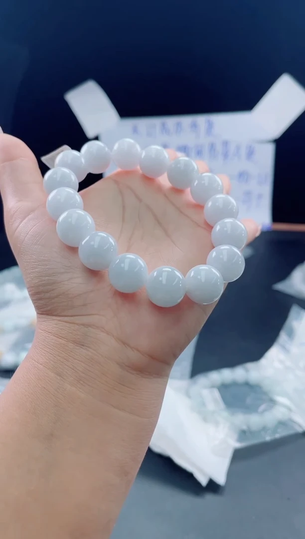 未镶嵌定制翡翠珠串