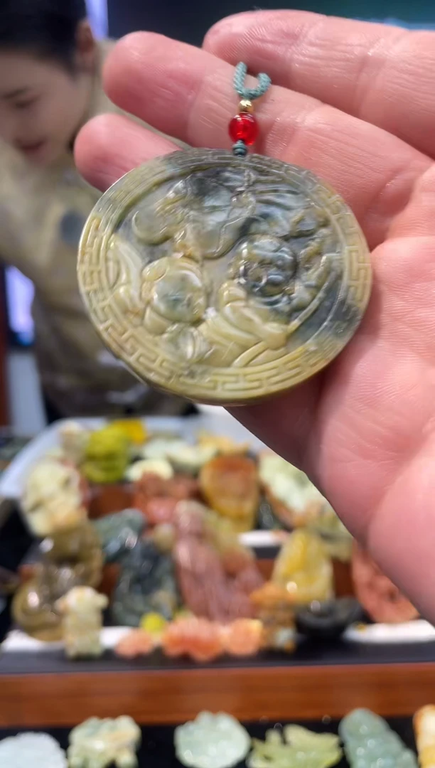 【闪购商品】岫玉吊坠未镶嵌·