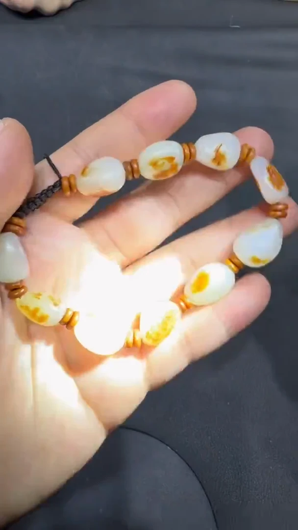 颈饰未镶嵌和田玉三****38