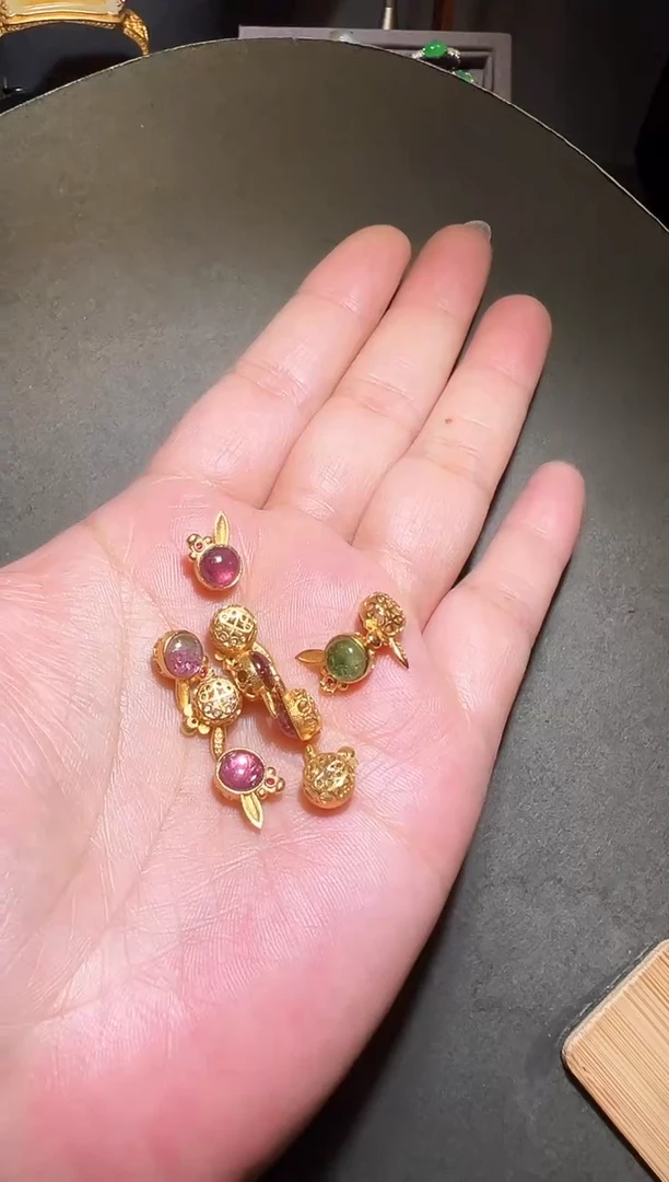 【闪购商品】碧玺颈饰银S925镶嵌碧玺小兔子配件（多样性发二）