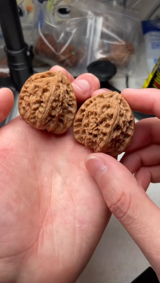 吊坠文玩核桃三角白