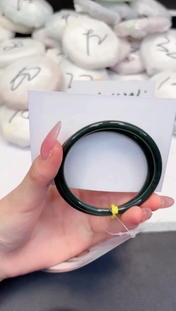 【闪购商品】和田玉（糖玉）手镯未镶嵌125-57.8