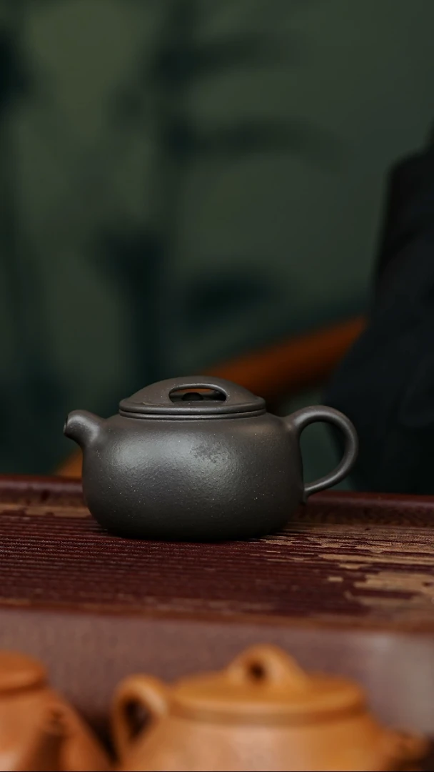 【闪购商品】紫砂茶壶陈腐4年至纯天青小青牛150cc