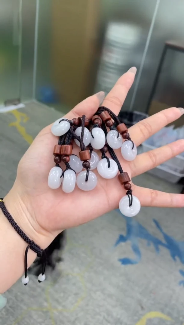 吊坠(不含链)未镶嵌翡翠面包扣   多样性发货发一件