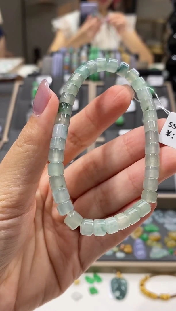 未镶嵌手链翡翠手串
