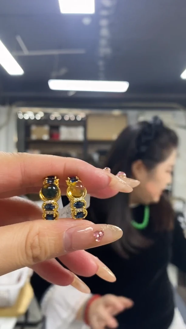 【闪购商品】蓝珀裸石未镶嵌多样性发其一颜色微差