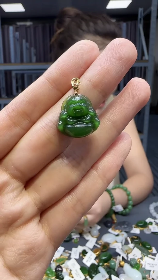 和田玉18K金镶嵌挂件 不含链