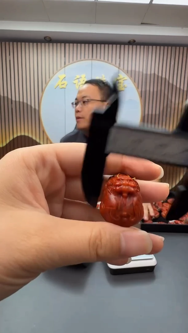 未镶嵌雕刻南红玛瑙086ZB0918产品一个