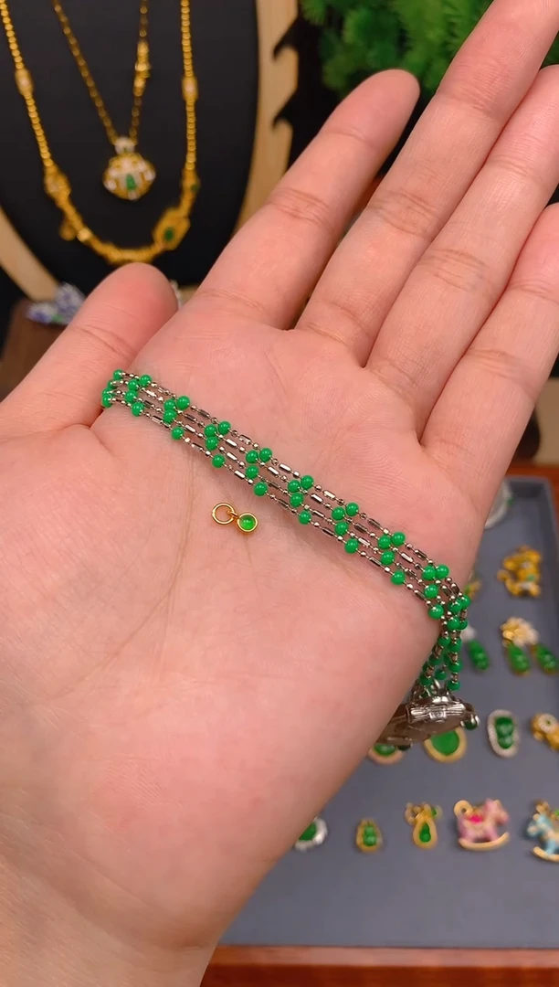 【闪购商品】翡翠项链银S925镶嵌银色碎银几两项链1条