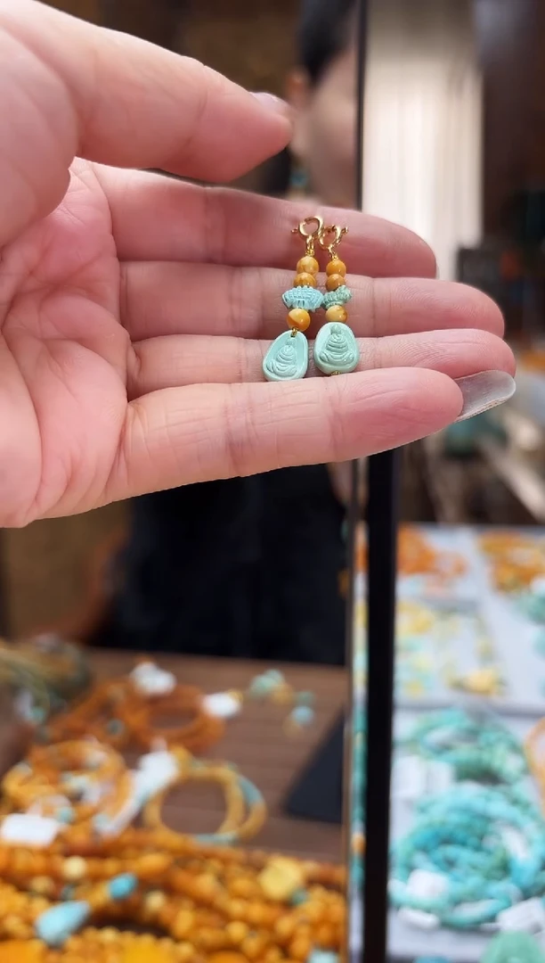 【闪购商品】琥珀裸石未镶嵌无相佛挂饰多样性发其一