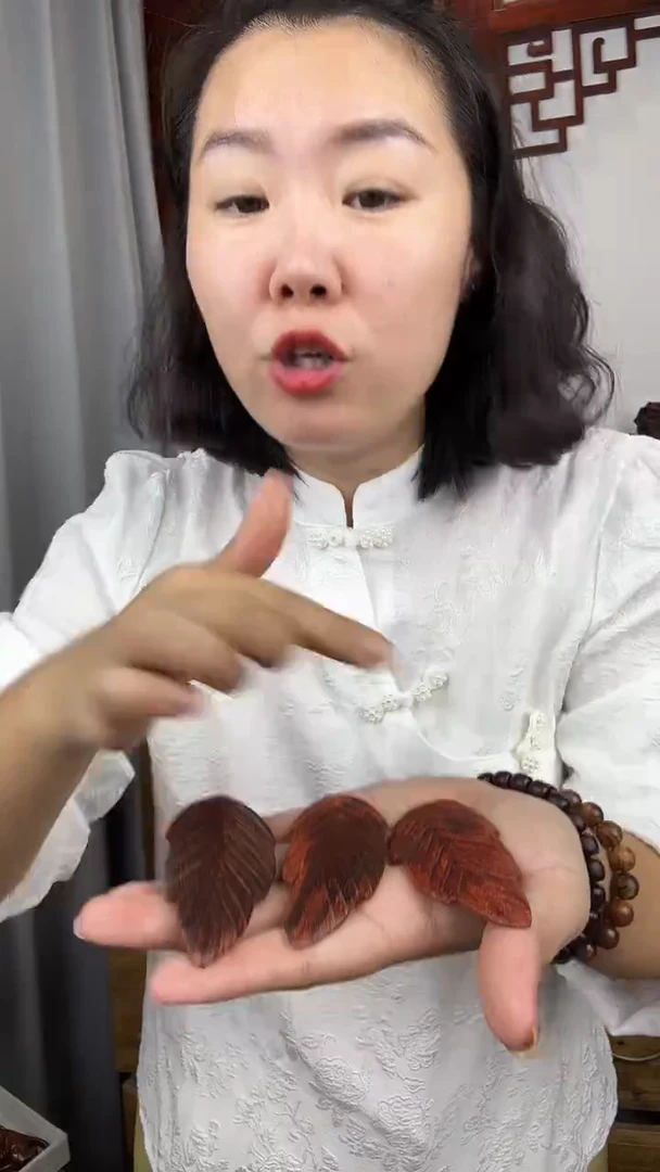 檀香紫檀（小叶紫檀）小叶紫檀一夜暴富雕刻的