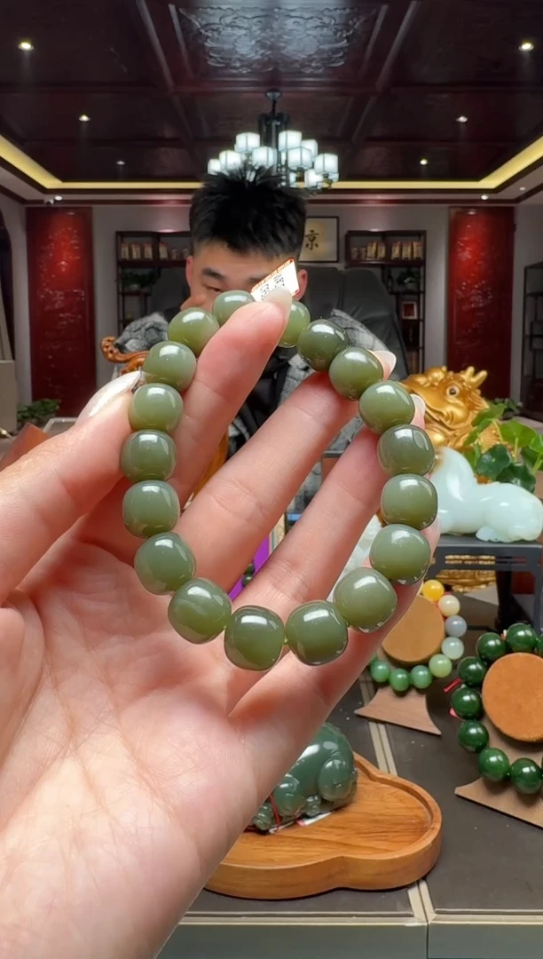 未镶嵌和田玉挂件szq12