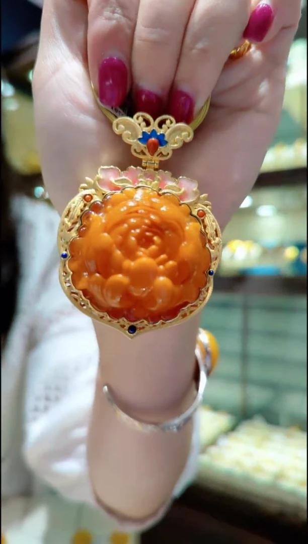 银S925镀金镶嵌蜜蜡颈饰﹣C003蜜蜡吊坠赠项圈