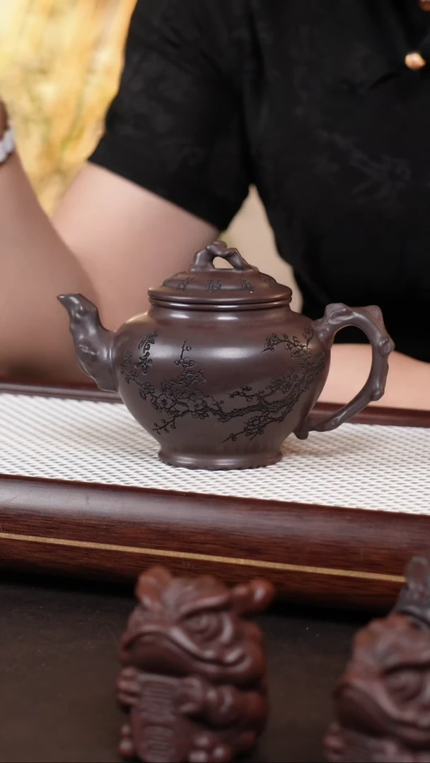 茶壶紫砂紫砂报春