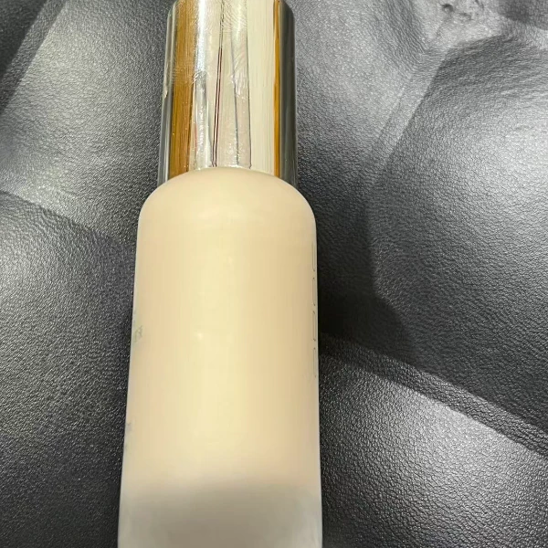 U粉底液  保真保证4