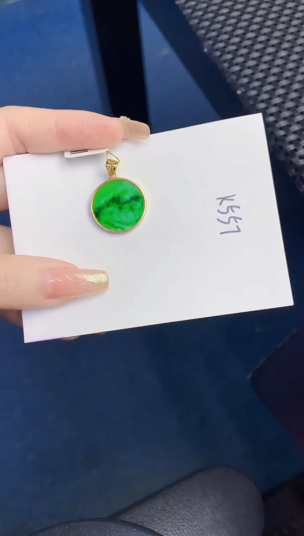 颈饰未镶嵌翡翠缅甸天然翡翠A货