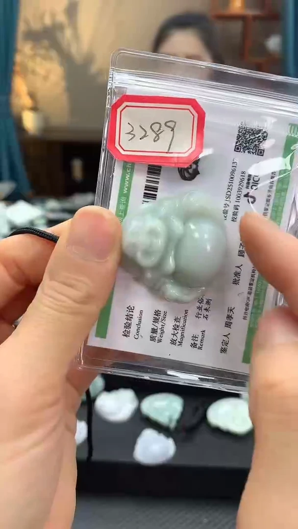 颈饰未镶嵌翡翠佛公3289