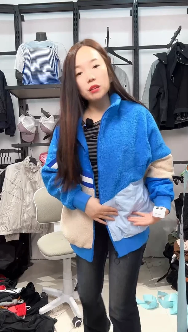 2775编码  瑕疵直播间过款为准 尺码M