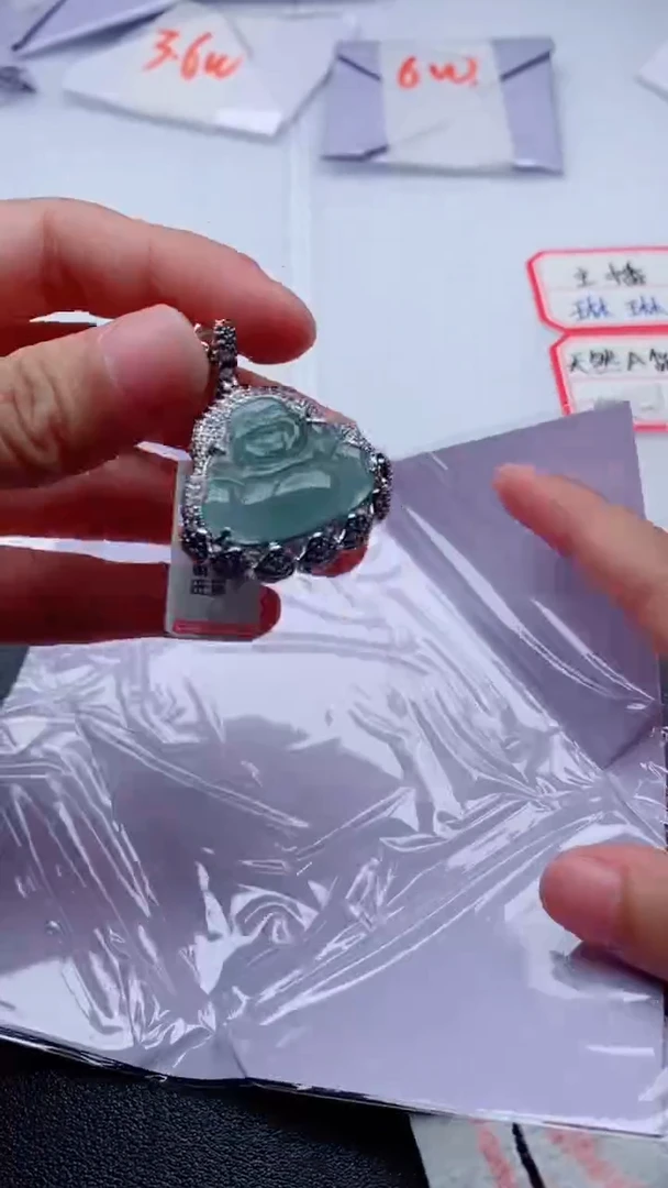 未镶嵌手串翡翠多样性发其一