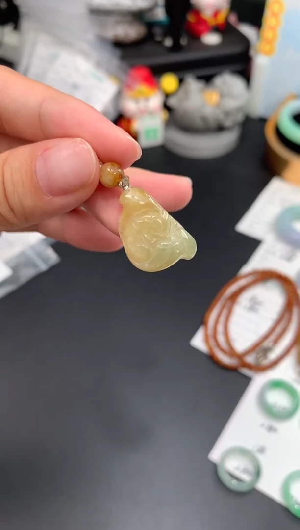 未镶嵌挂件翡翠48小时鉴赏期 退货不扣服务费