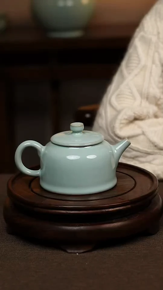 瓷片天青色全手工德钟壶200ml一级礼盒包装