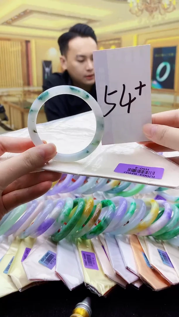 未镶嵌手镯翡翠AAAA